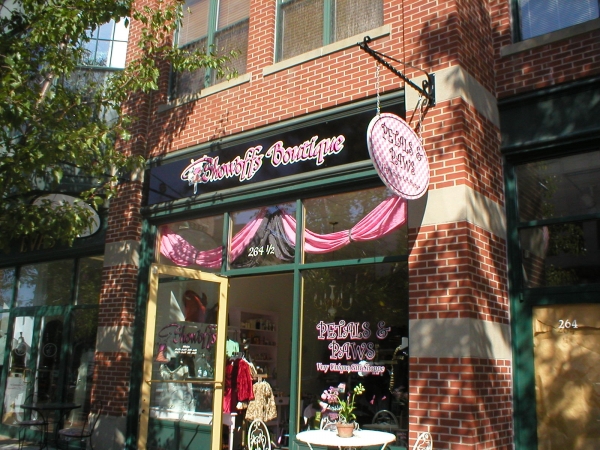 Boutique signs, small business signs, outdoor signage :: custom business signs, decals, graphics, vinyl :: Syracuse, NY